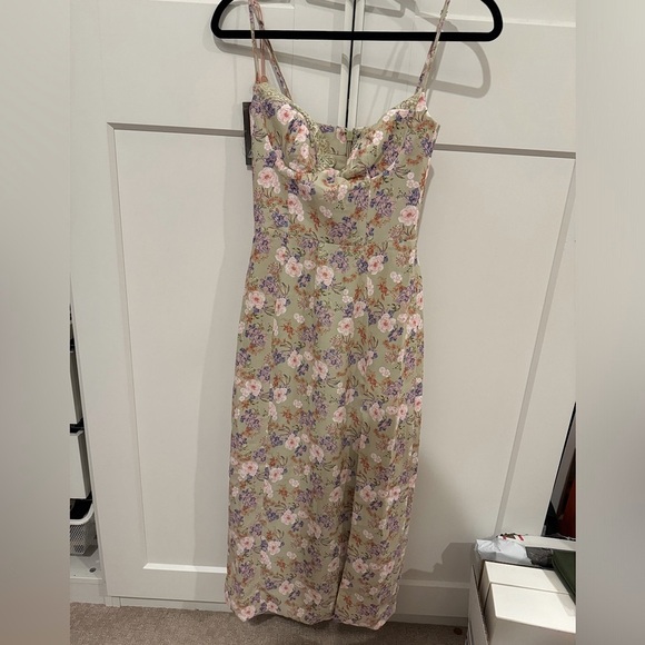 House of CB Floral Dress in Cream and Purple - Picture 5 of 7